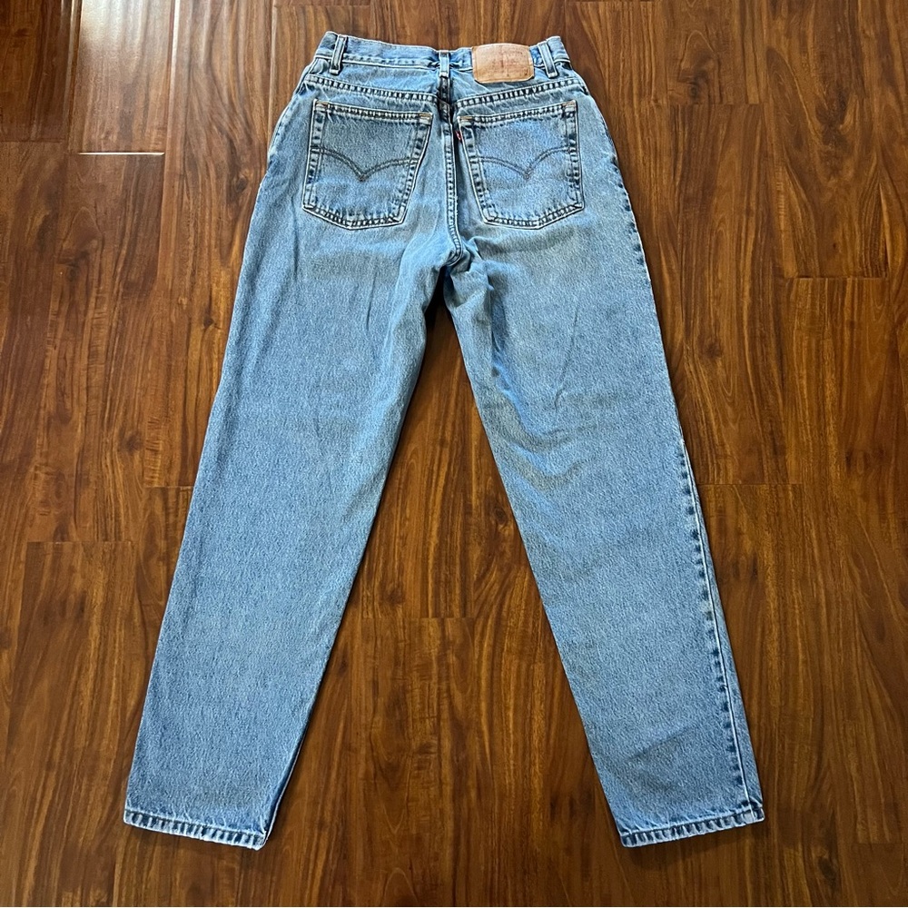 Levi's Women's High Rise Jeans - Light Blue - Picture 5 of 8